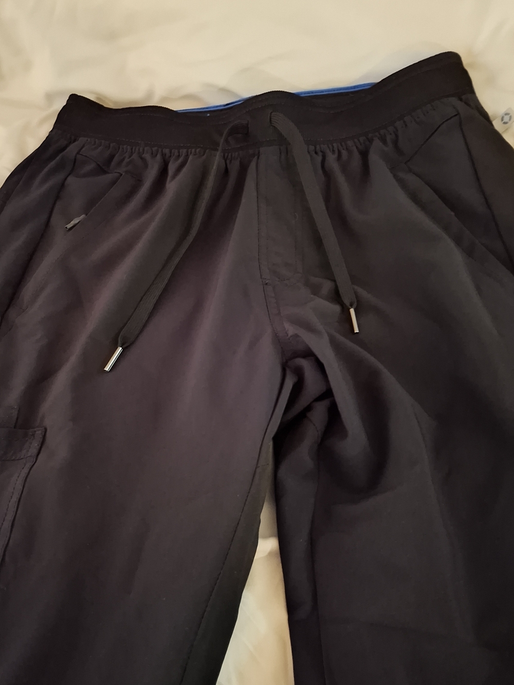 Cherokee Infinity Men's Black Drawstring Scrub Joggers with Side Pockets - Picture 3 of 8